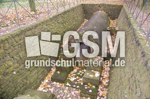 Xanten - Abwasserkanal 1.JPG